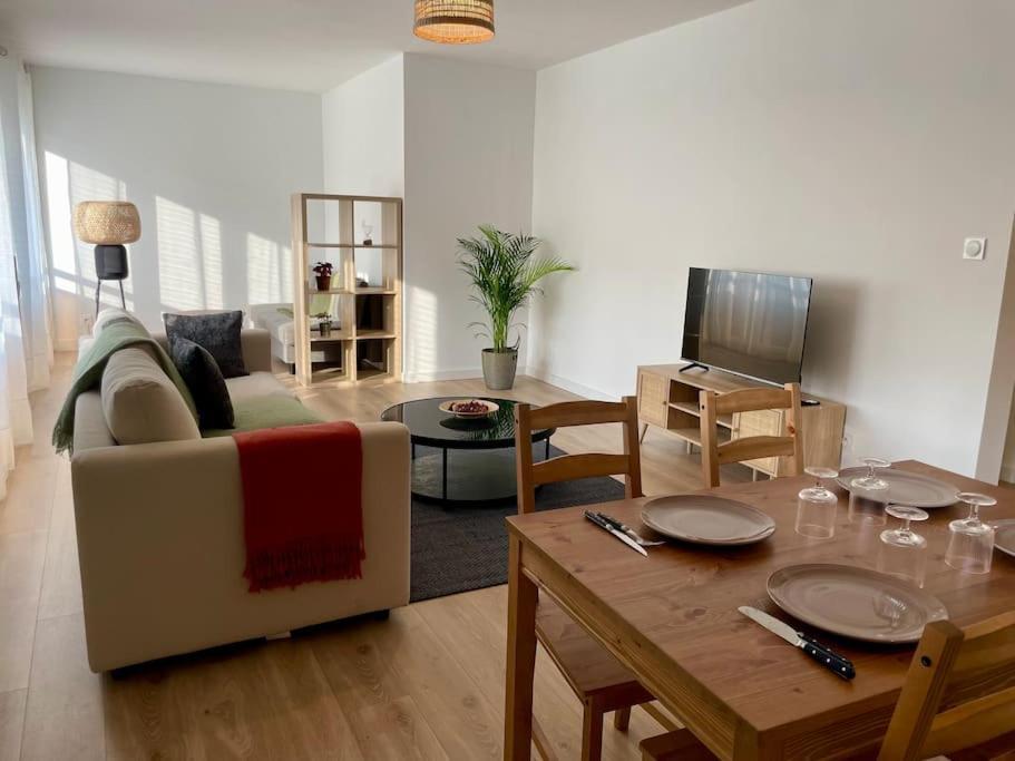 Appartement 73M2 - 2 Chambres - Parking - Wi-Fi Toulouse Exteriör bild